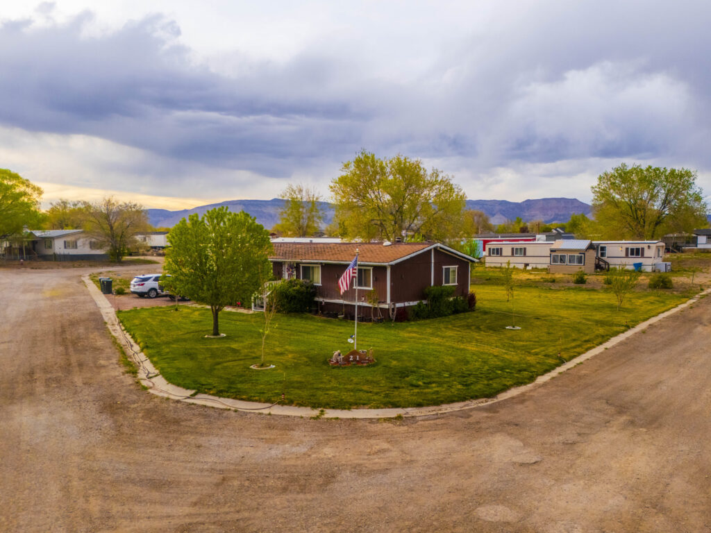 120_UTAH_02-32